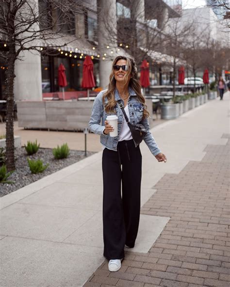 wide leg with sneakers outfit.